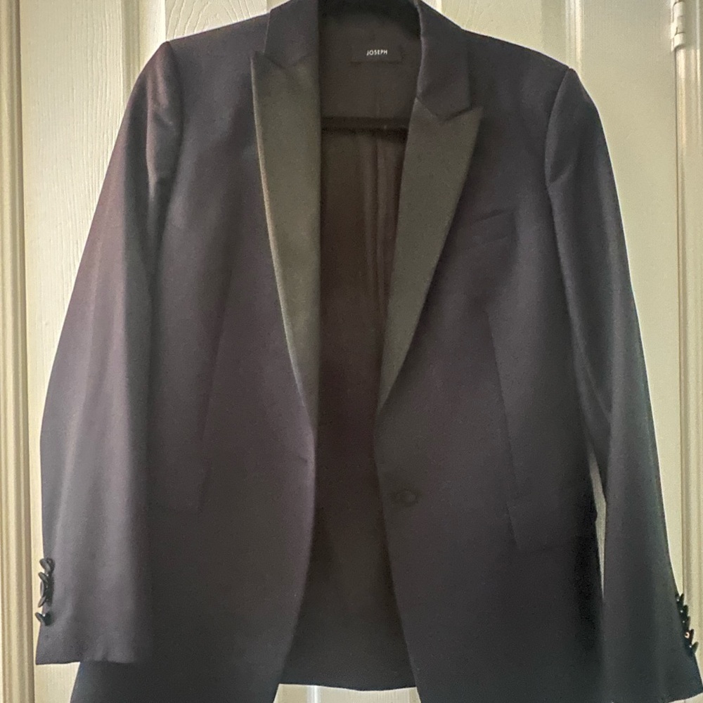 Joseph Classic Navy Blazer